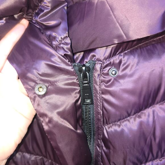 T Tahari Puffer Coat Womens Large Deep Purple Down Filled Quilted Asymmetrical - Picture 8 of 15